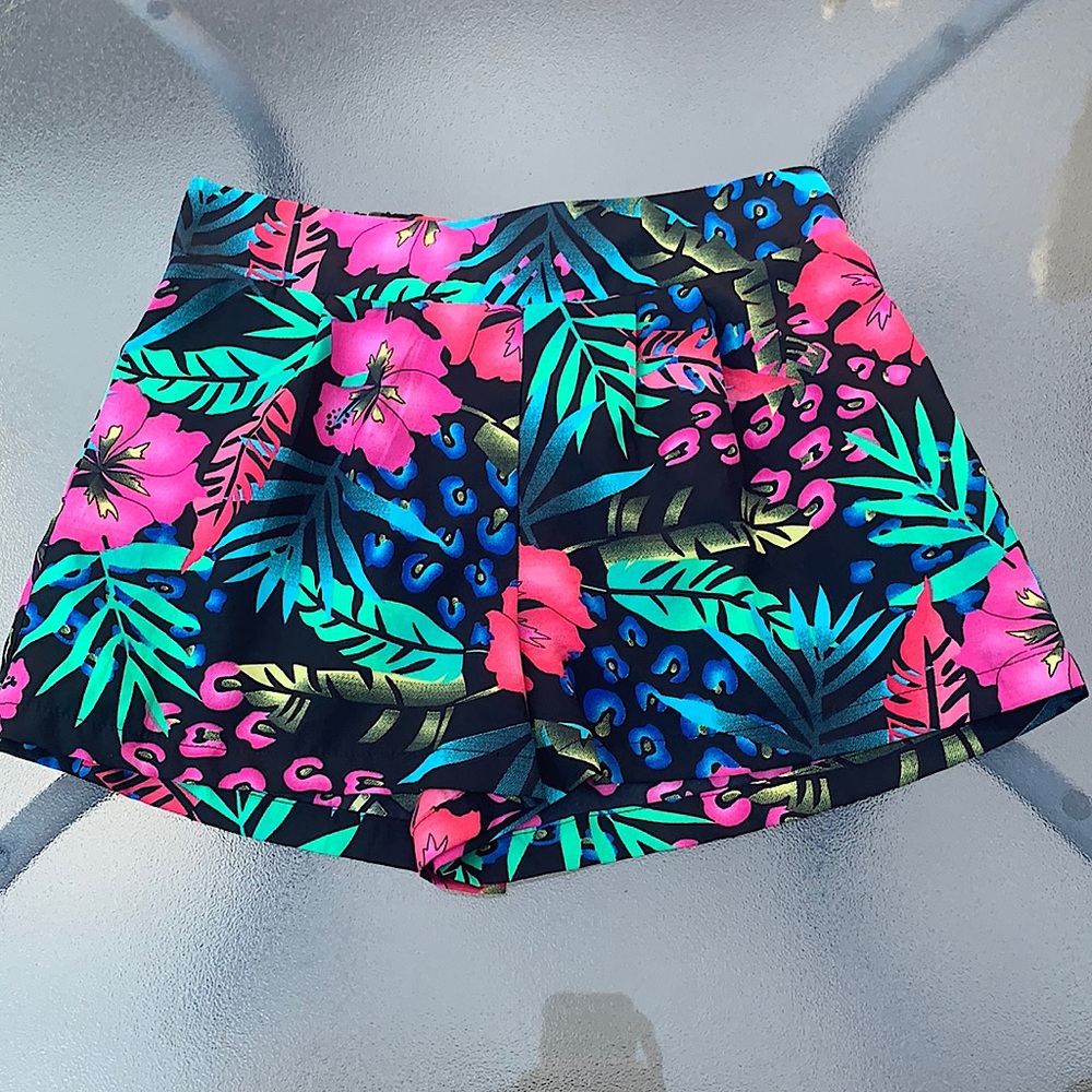 Charlotte Russe tropical Print Shorts